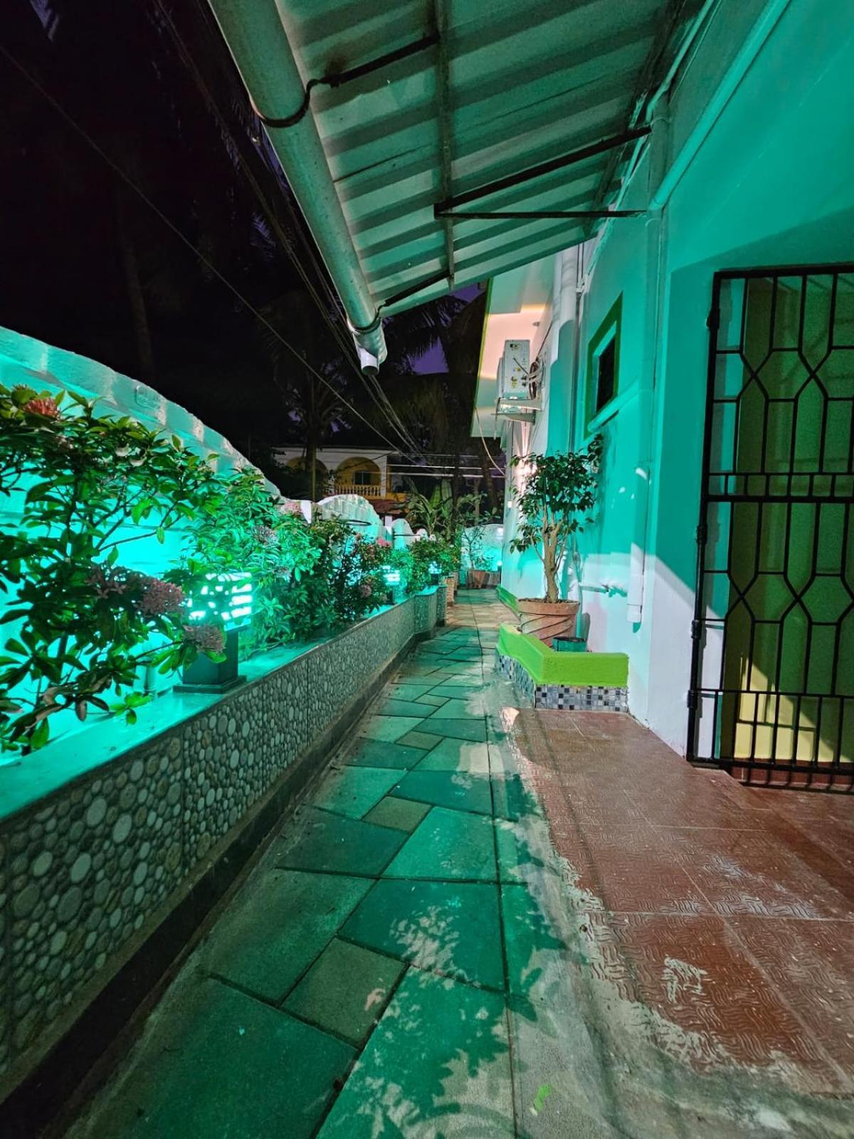 C Pearl Hotel Majorda Ngoại thất bức ảnh