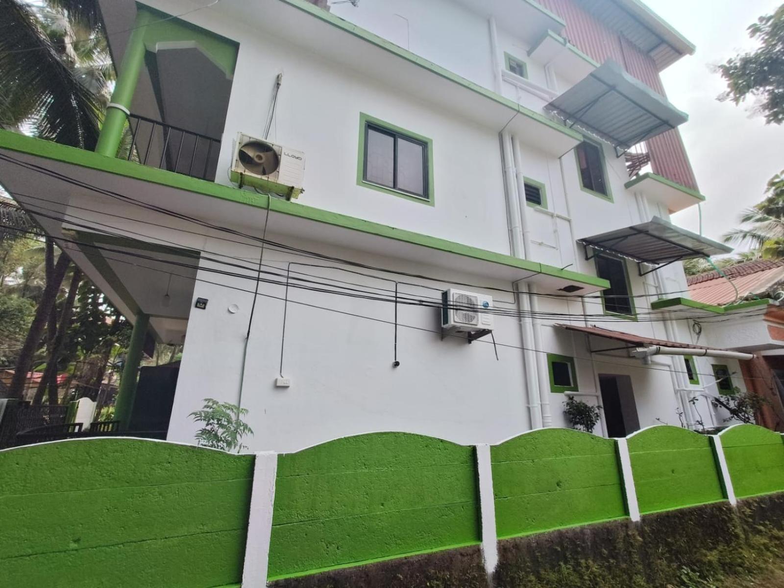 C Pearl Hotel Majorda Ngoại thất bức ảnh