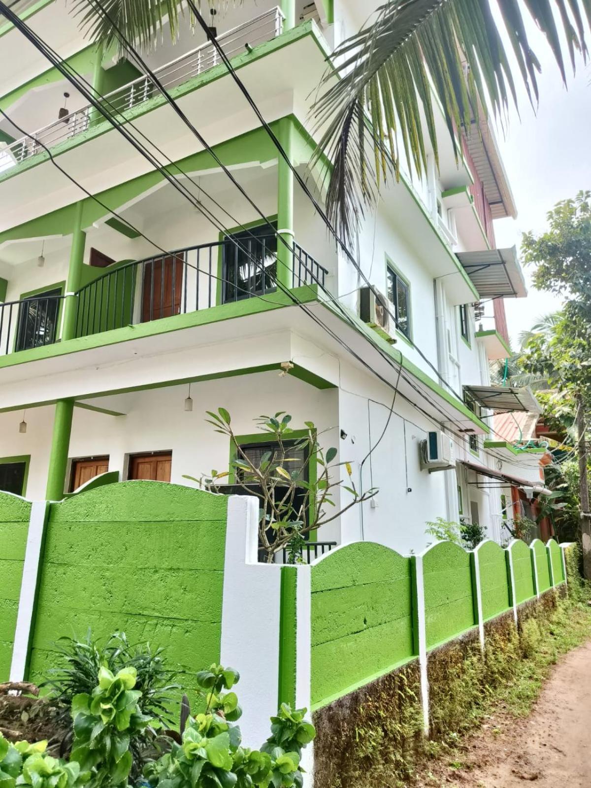 C Pearl Hotel Majorda Ngoại thất bức ảnh