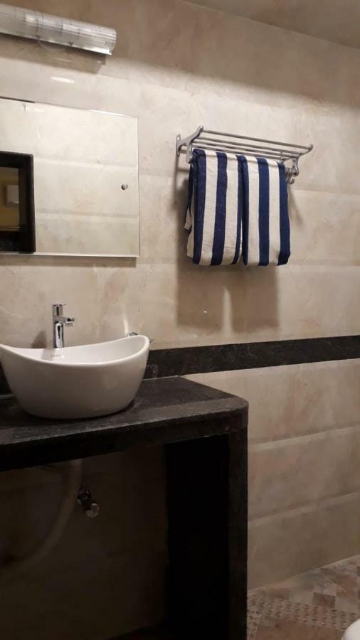 C Pearl Hotel Majorda Ngoại thất bức ảnh